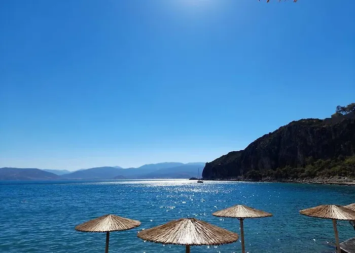 Cozy Maisonette Нафплион