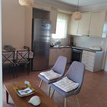 Cozy Maisonette