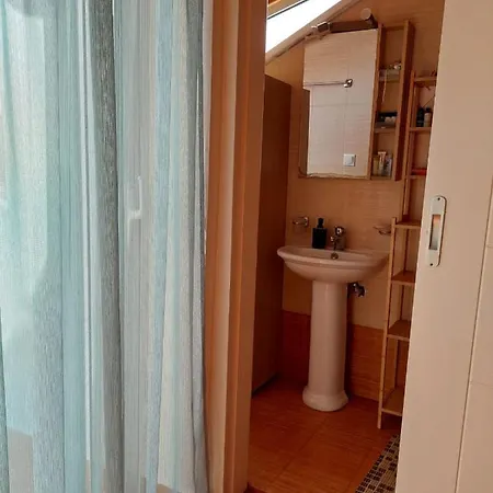 Lägenhet Cozy Maisonette *