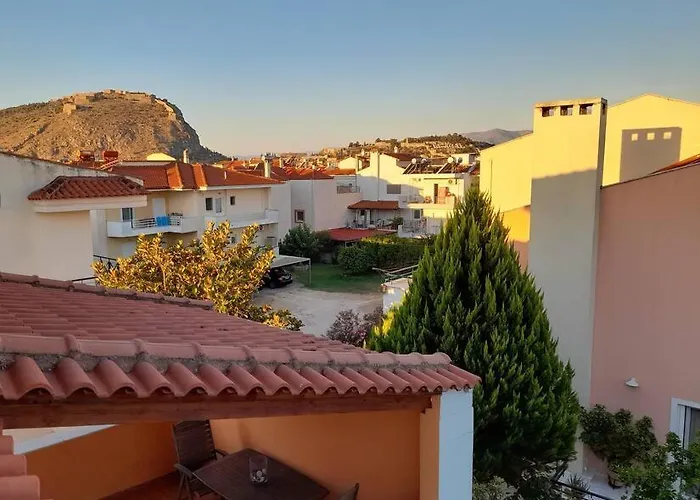 Cozy Maisonette Apartment *